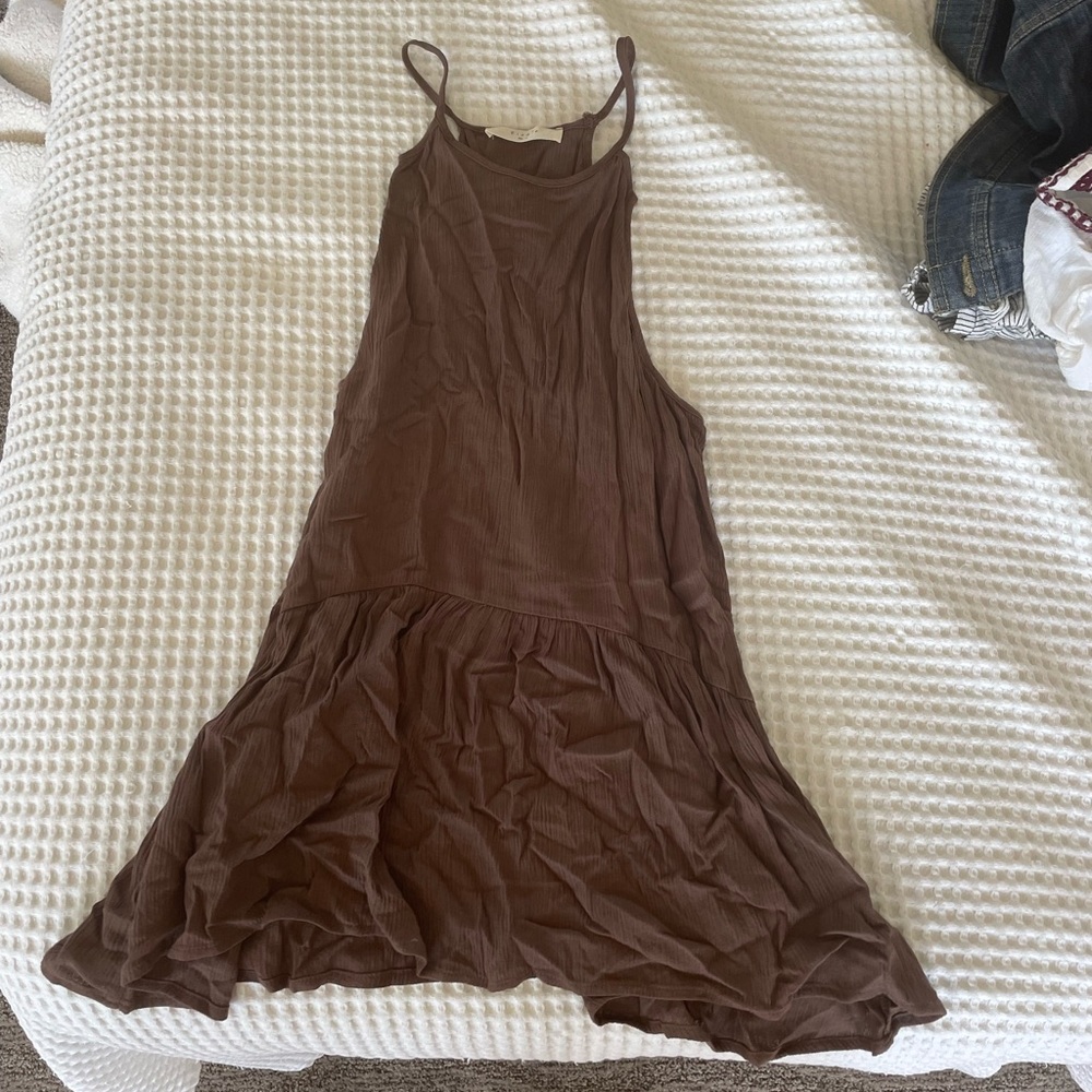 Elodie brown mini dress it’s a size small!
